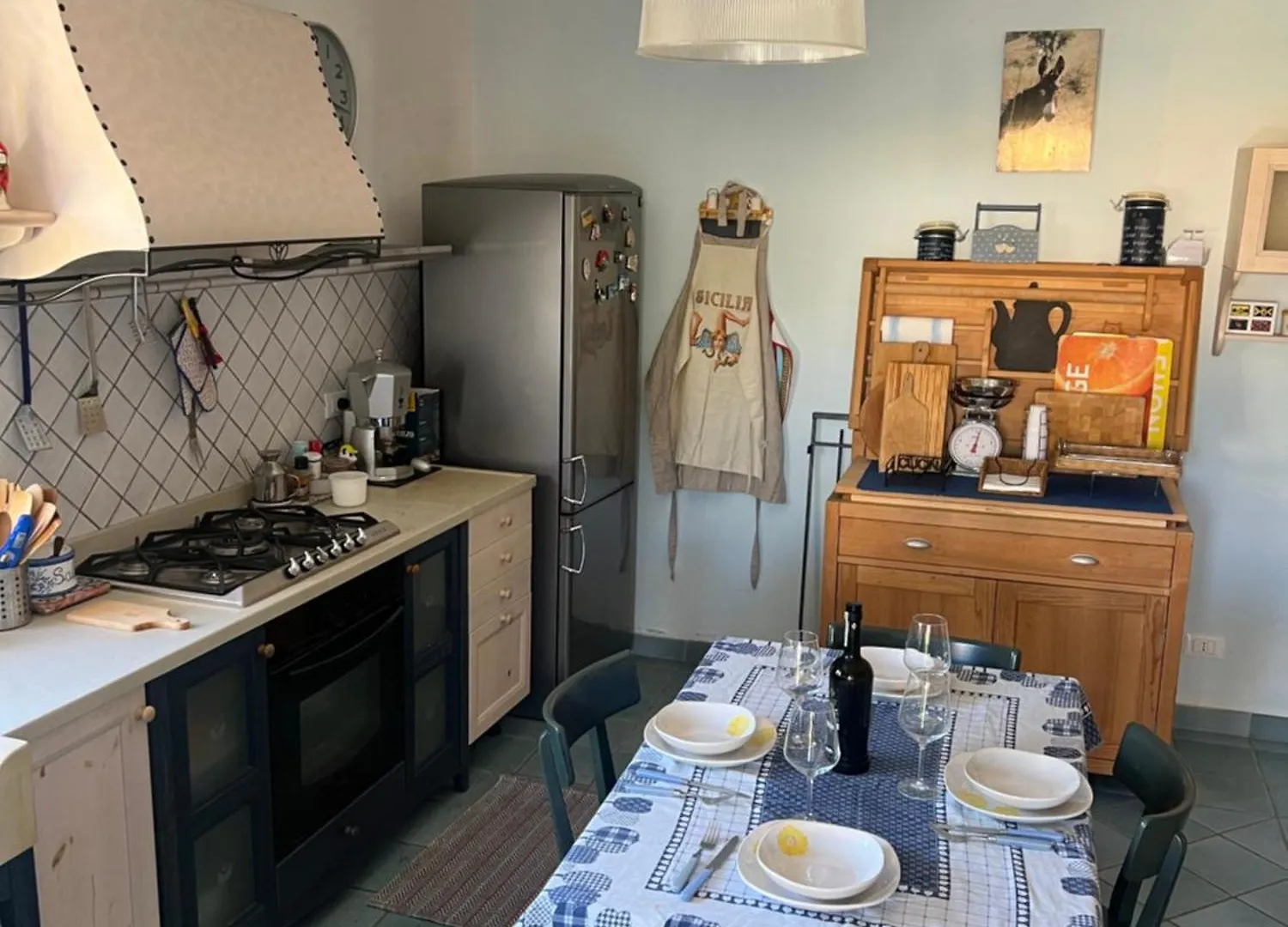 Villa Donna Toni Carini 0*,  Italia